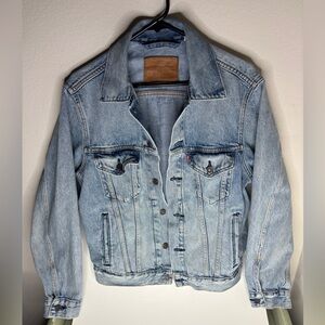 Levis Mens Washed Faded Denim Trucker Jacket Size Small Light Blue